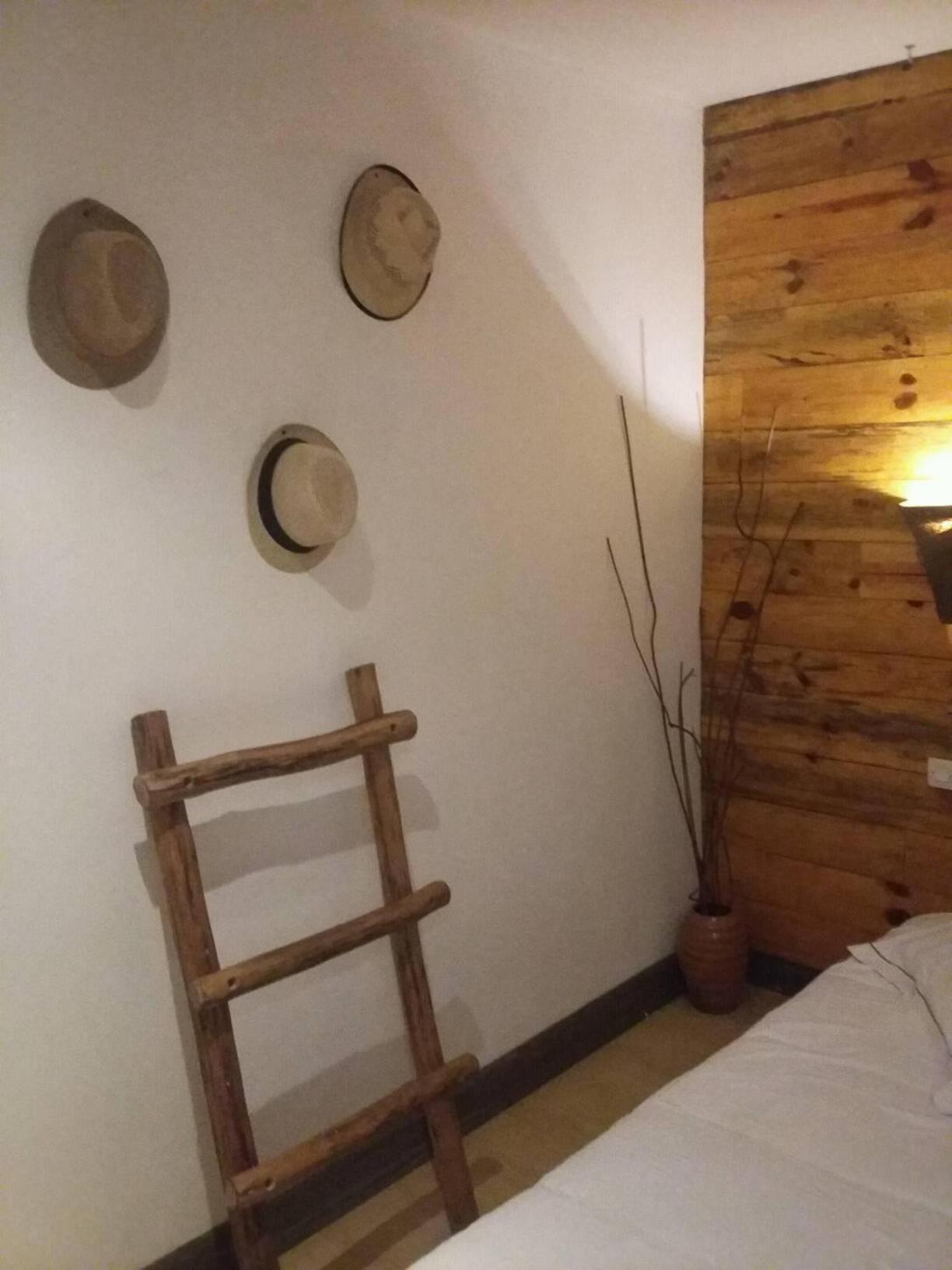Hotel Restaurant La Ribaudiere Antananarivo Phòng bức ảnh