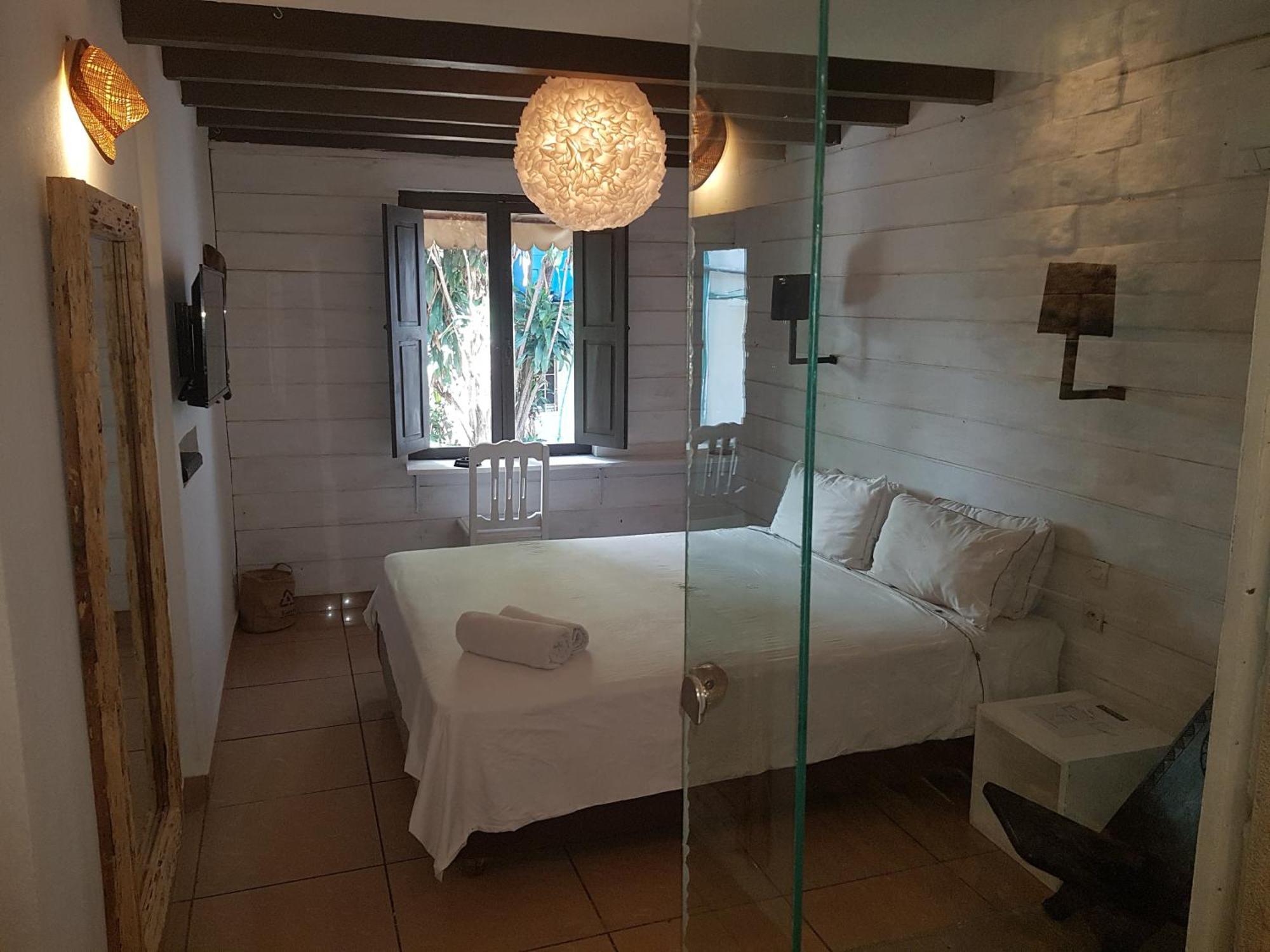 Hotel Restaurant La Ribaudiere Antananarivo Phòng bức ảnh